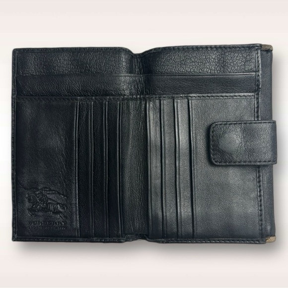 BURBERRY VTG Black Leather Bifold wallet With Classic trim, Snap closure! - Picture 10 of 16